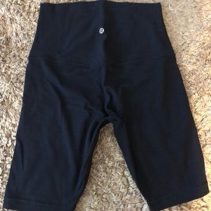 Lululemon Align 8” Shorts - True Navy Sz 8 - Like New